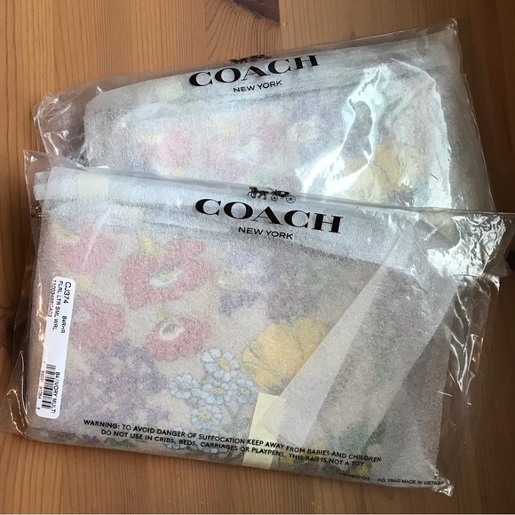 🌸 Coach Small Wristlet With Floral Print Polished pebble leather - Picture 9 of 12